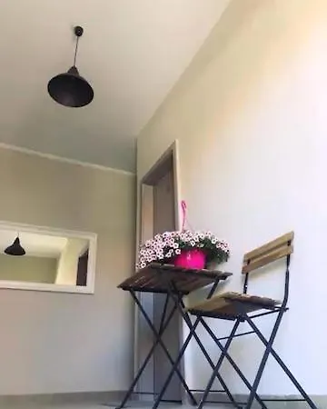 Apartment Bob's